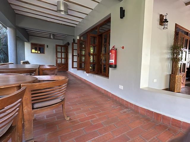Emburara Farm Lodge · 露台与景观