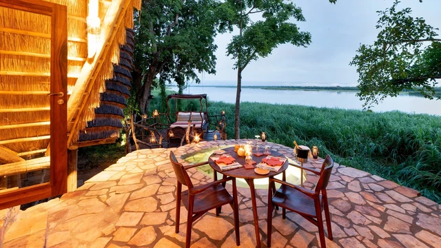 Nile Safari Lodge · 露台与景观