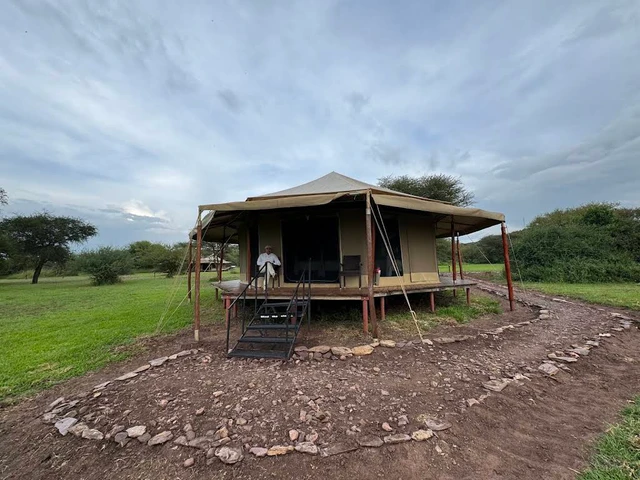 Sound of Silence Tented Camp · 外观与环境