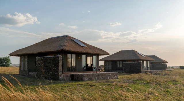 Serengeti Mara River Camp · 外观与环境