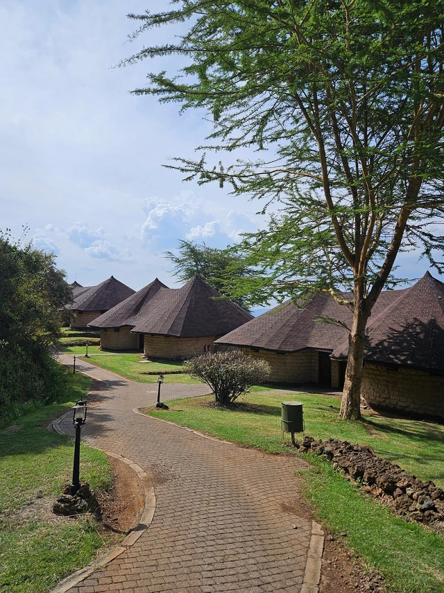 Lake Nakuru Sopa Lodge · 外观与环境