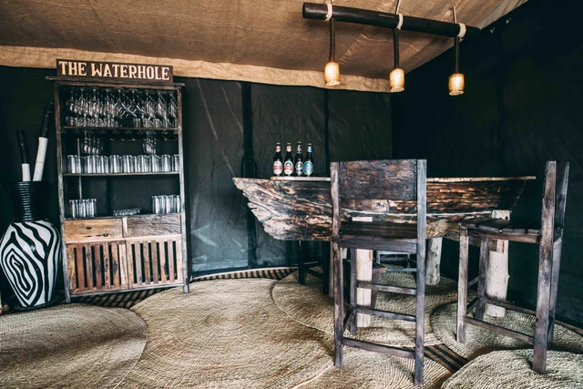 Serengeti Tortilis Camp · 酒吧