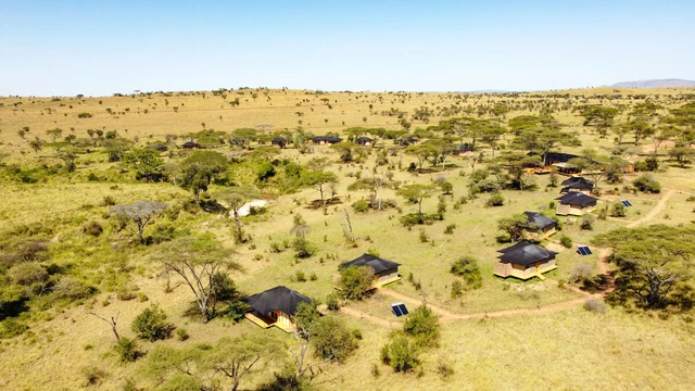 Baobab Serengeti Camp · 外观与环境