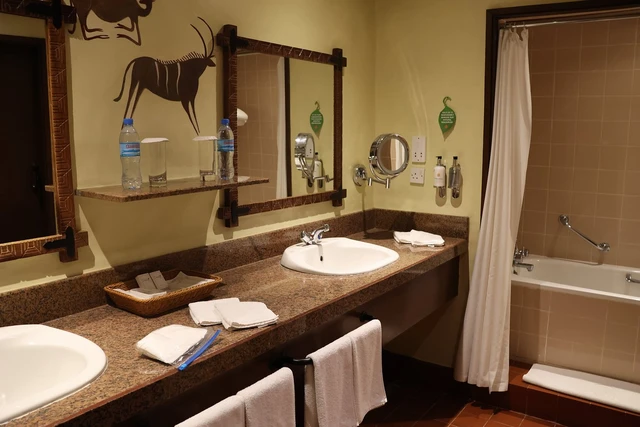 Ngorongoro Serena Safari Lodge · 浴室