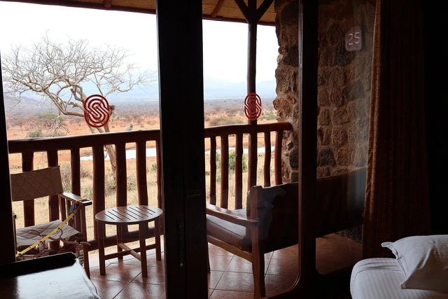 Kilaguni Serena Safari Lodge · 露台与景观
