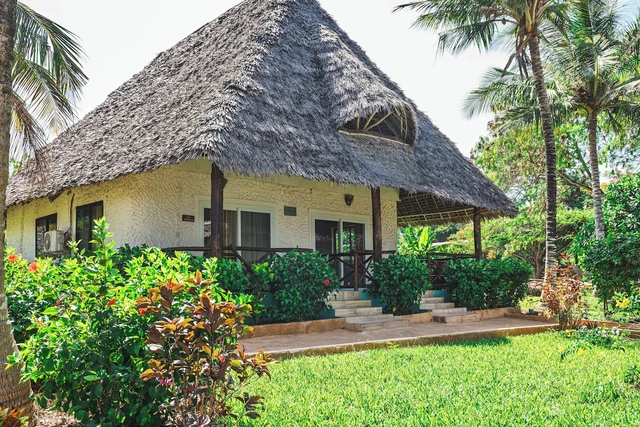Tanzanite Beach Resort · 外观与环境