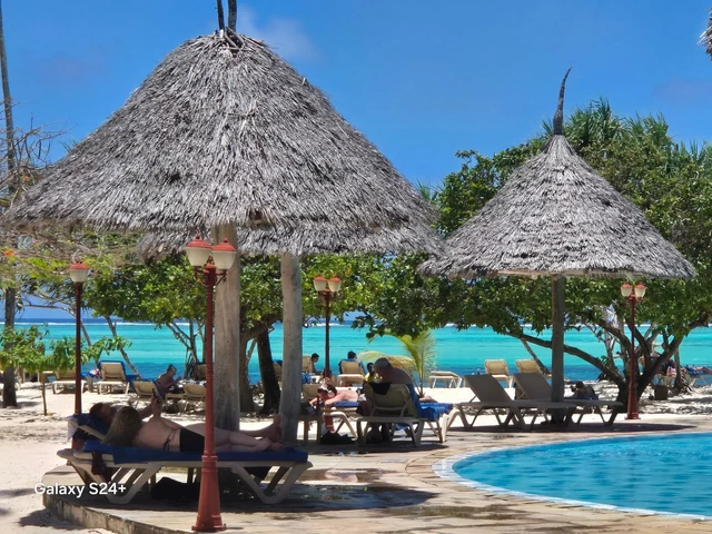 Neptune Pwani Beach Resort & Spa · 泳池