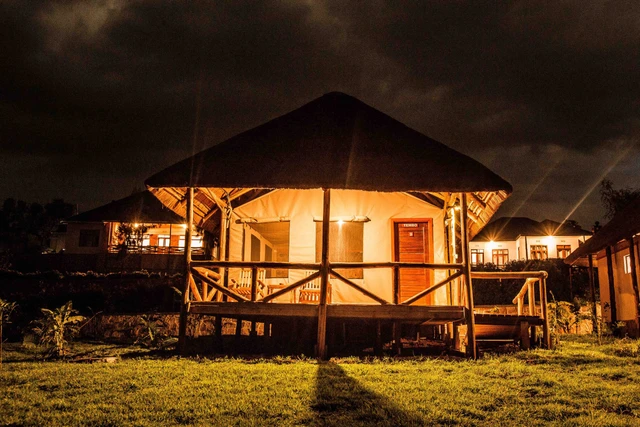 Kankari Lodge · 外观与环境