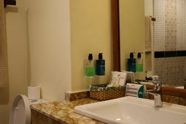 Taita Hills Safari Resort & Spa · 浴室
