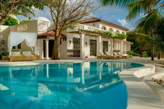 Swahili Beach Resort · 泳池