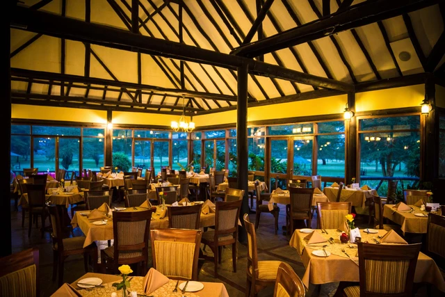 Sawela Lodges · 餐厅与用餐环境