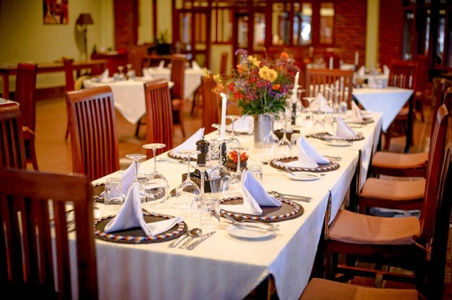 Marera Valley Lodge · 餐厅与用餐环境