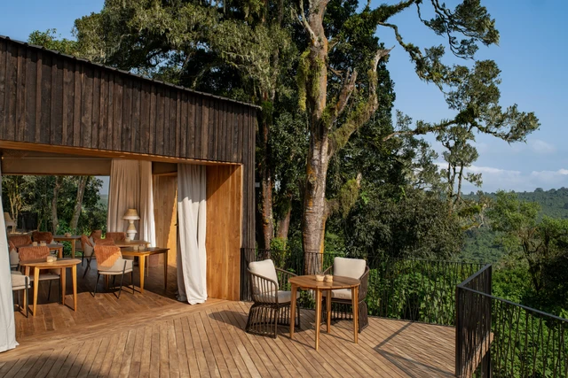 Lemala Osonjoi Lodge · 露台与景观