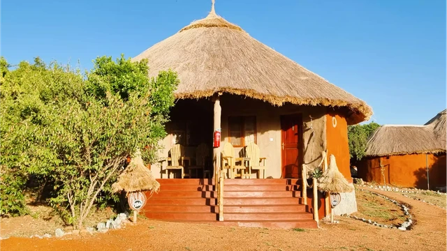 Africa Safari Maasai Boma · 外观与环境