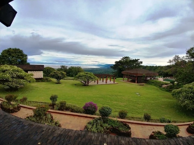 Lake Manyara Wildlife Lodge · 住宿环境