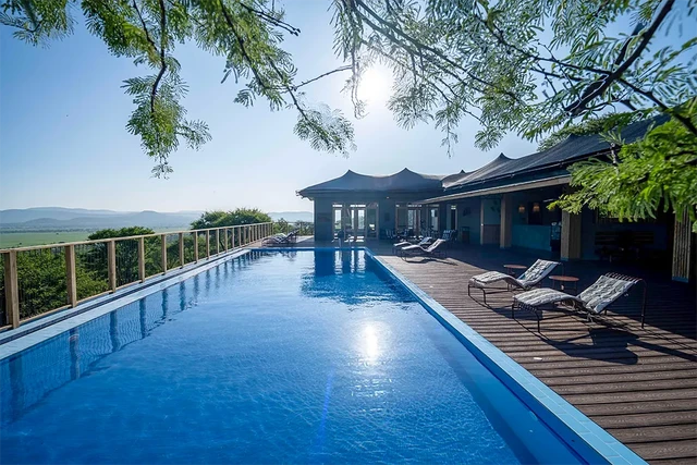 Neptune Serengeti Luxury Tented Camp · 泳池