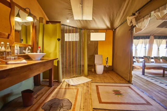 Elephant Bedroom Camp · 浴室