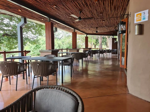 Chobe Chilwero Lodge · 餐厅与用餐环境