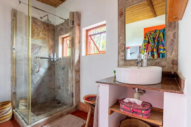 Chameleon Hill Forest Lodge · 浴室
