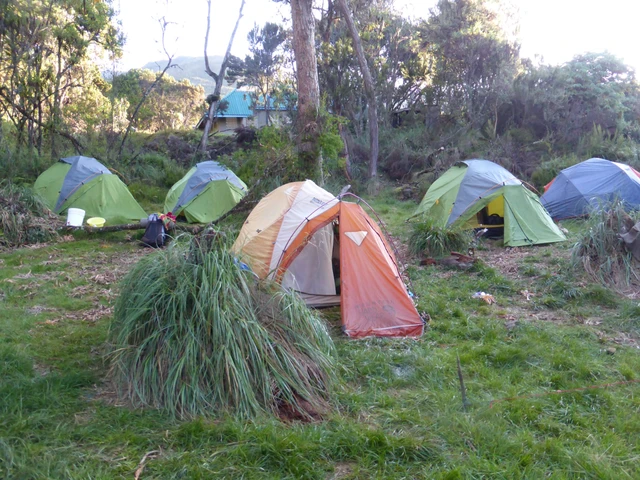 Machame Camp · 外观与环境