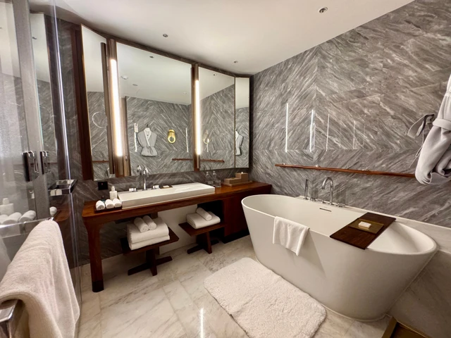 JW Marriott Nairobi · 浴室