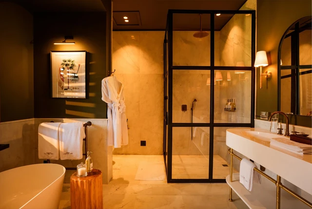 Laba Ngorongoro Crater Lodge · 浴室