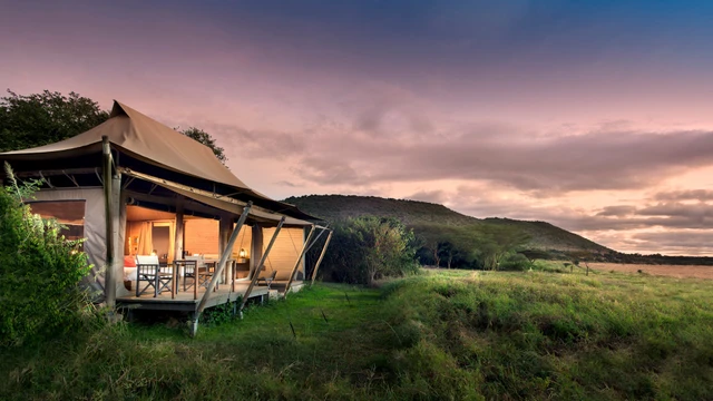 &Beyond Kichwa Tembo Tented Camp · 外观与环境