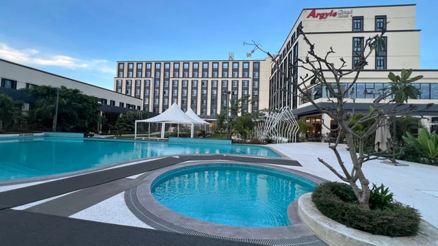 Argyle Grand Hotel Nairobi Airport · 泳池