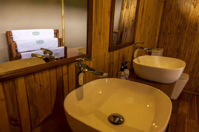 Safari Haven Serengeti Camp · 浴室