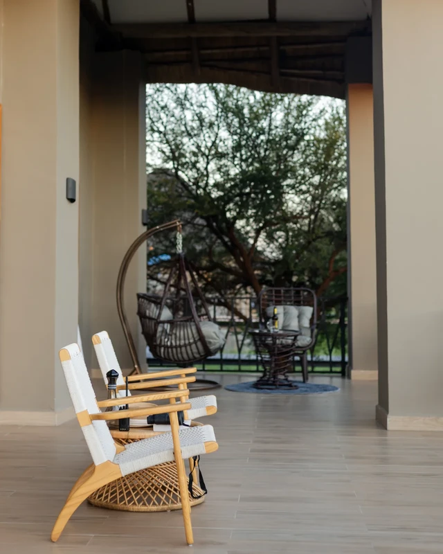 Olkarien Eco Safari Lodge · 露台与景观