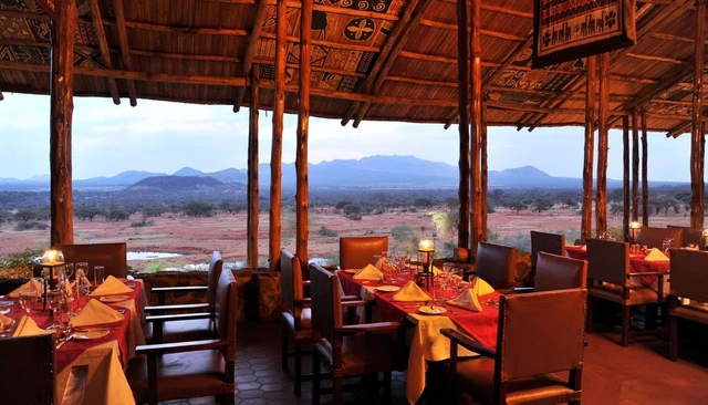 Kilaguni Serena Safari Lodge · 餐厅与用餐环境