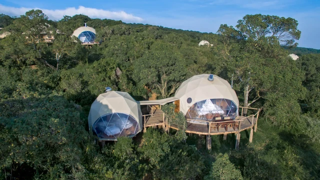 The Highlands Camp · 外观与环境