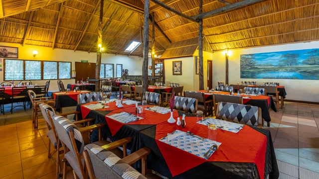 Sentrim Mara Lodge · 餐厅与用餐环境