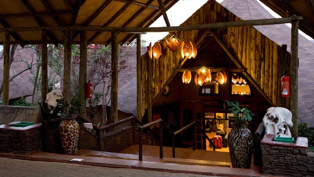 Masai Mara Sopa Lodge · 餐厅与用餐环境