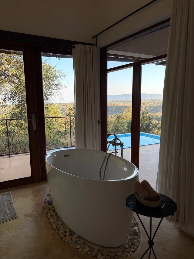 Mawe Mawe Lodge · 浴室