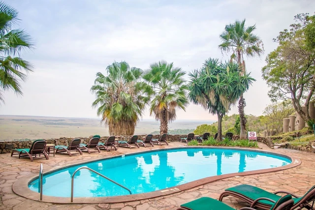 Mara Serena Safari Lodge · 泳池