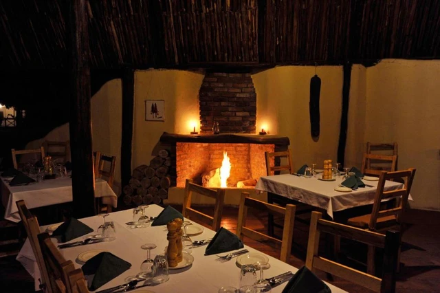 Migunga Tented Camp · 餐厅与用餐环境