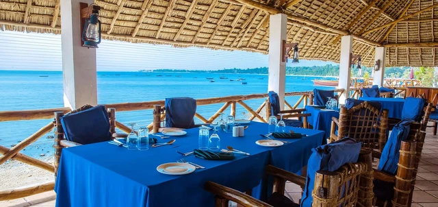 Zanzibar Beach Resort · 餐厅与用餐环境
