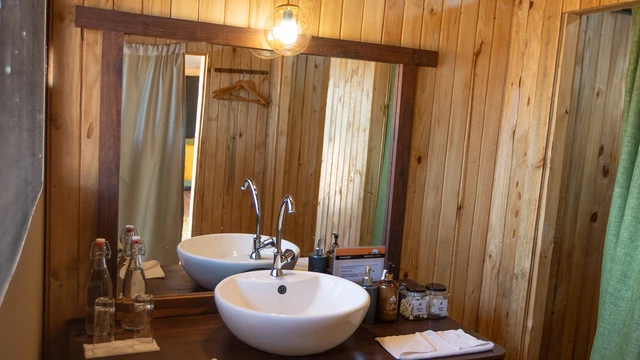 Ang'ata Tarangire Camp · 浴室
