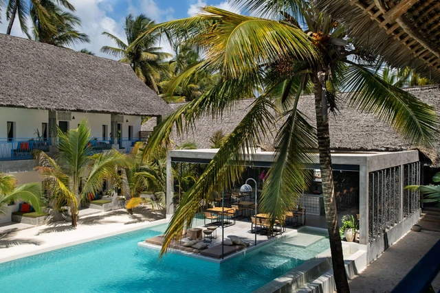 Casa Beach Hotel · 外观与环境
