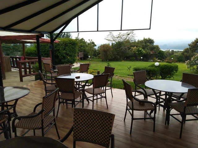Naivasha Kongoni Lodge · 餐厅与用餐环境