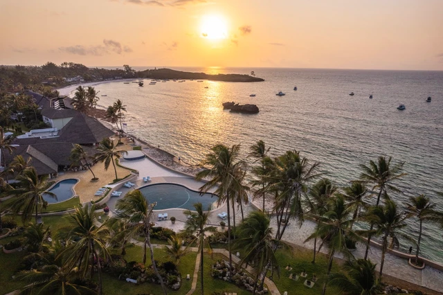 Hemingways Watamu · 外观与环境
