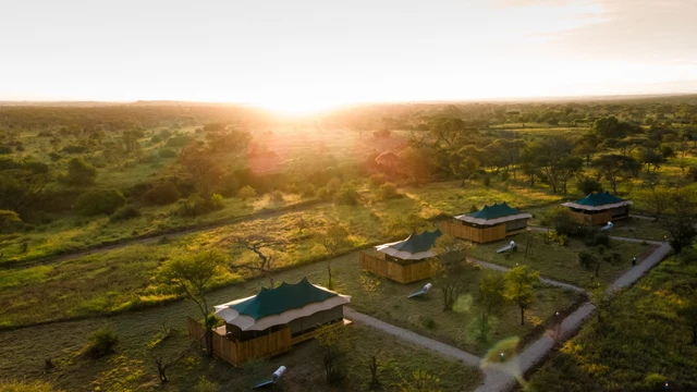 Nyota Serengeti Camp · 外观与环境