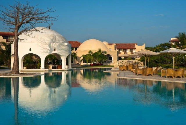 Swahili Beach Resort · 泳池