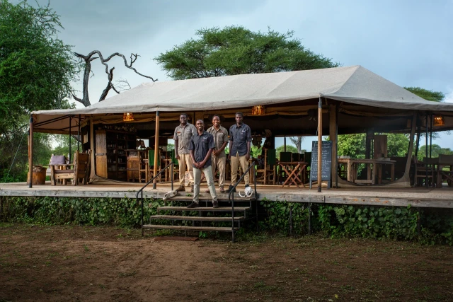 Baobab Tented Camp · 外观与环境