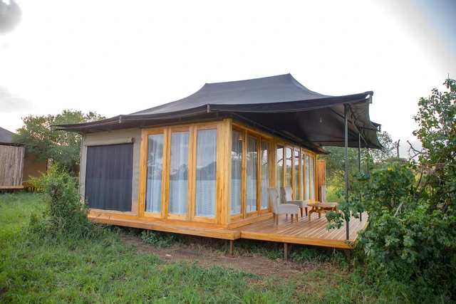 Baobab Serengeti Camp · 外观与环境
