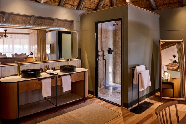 Savute Safari Lodge · 浴室