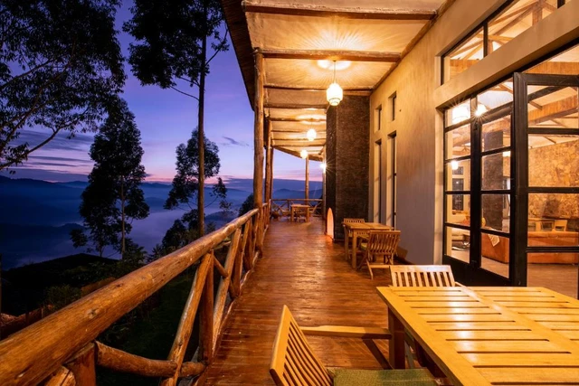 Kaara Gorilla Lodge · 餐厅与用餐环境
