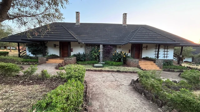 Lake Manyara Kilimamoja Lodge · 外观与环境