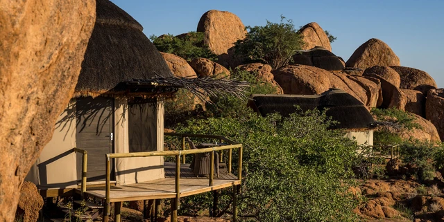 Mowani Mountain Camp · 外观与环境